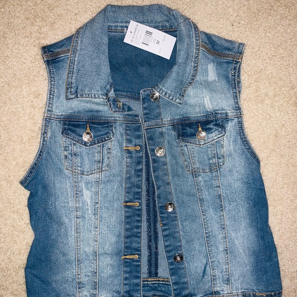 Brand NEW!! Fashion Nova Jean Vest - Picture 1 of 3
